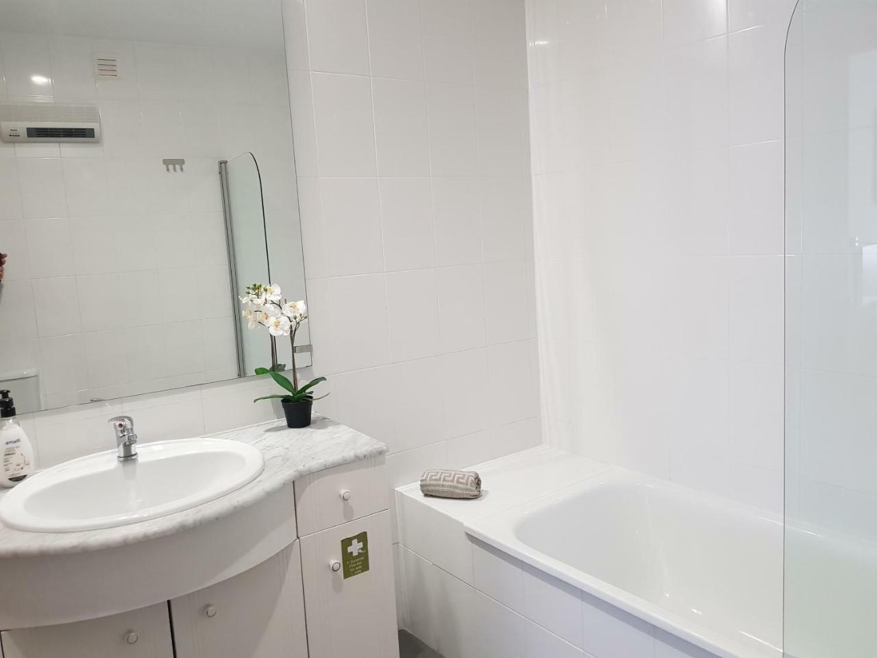 Parque Nacoes Prime Apartments 13 리스본 외부 사진