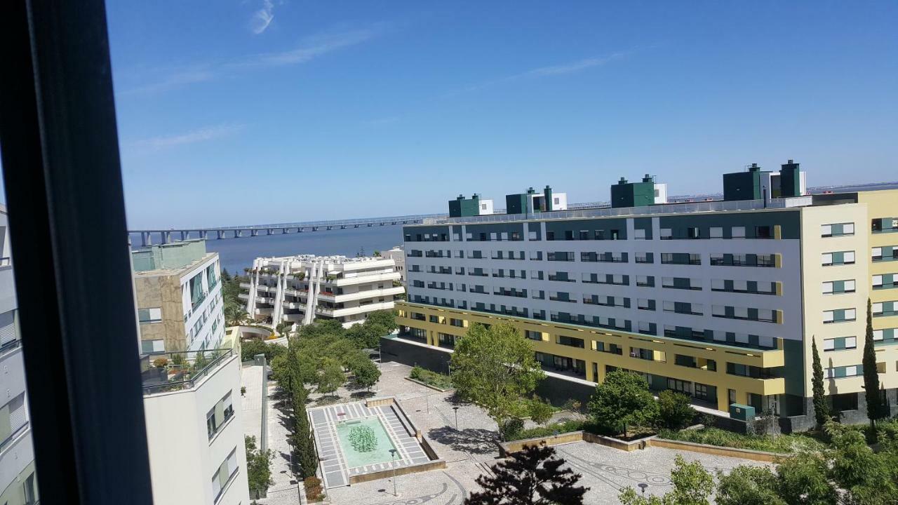 Parque Nacoes Prime Apartments 13 리스본 외부 사진